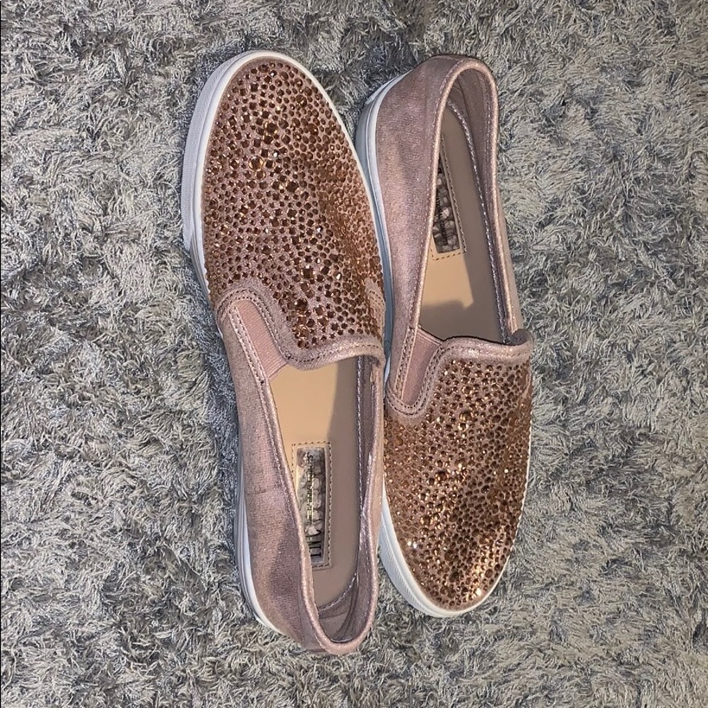 Women’s shoes
